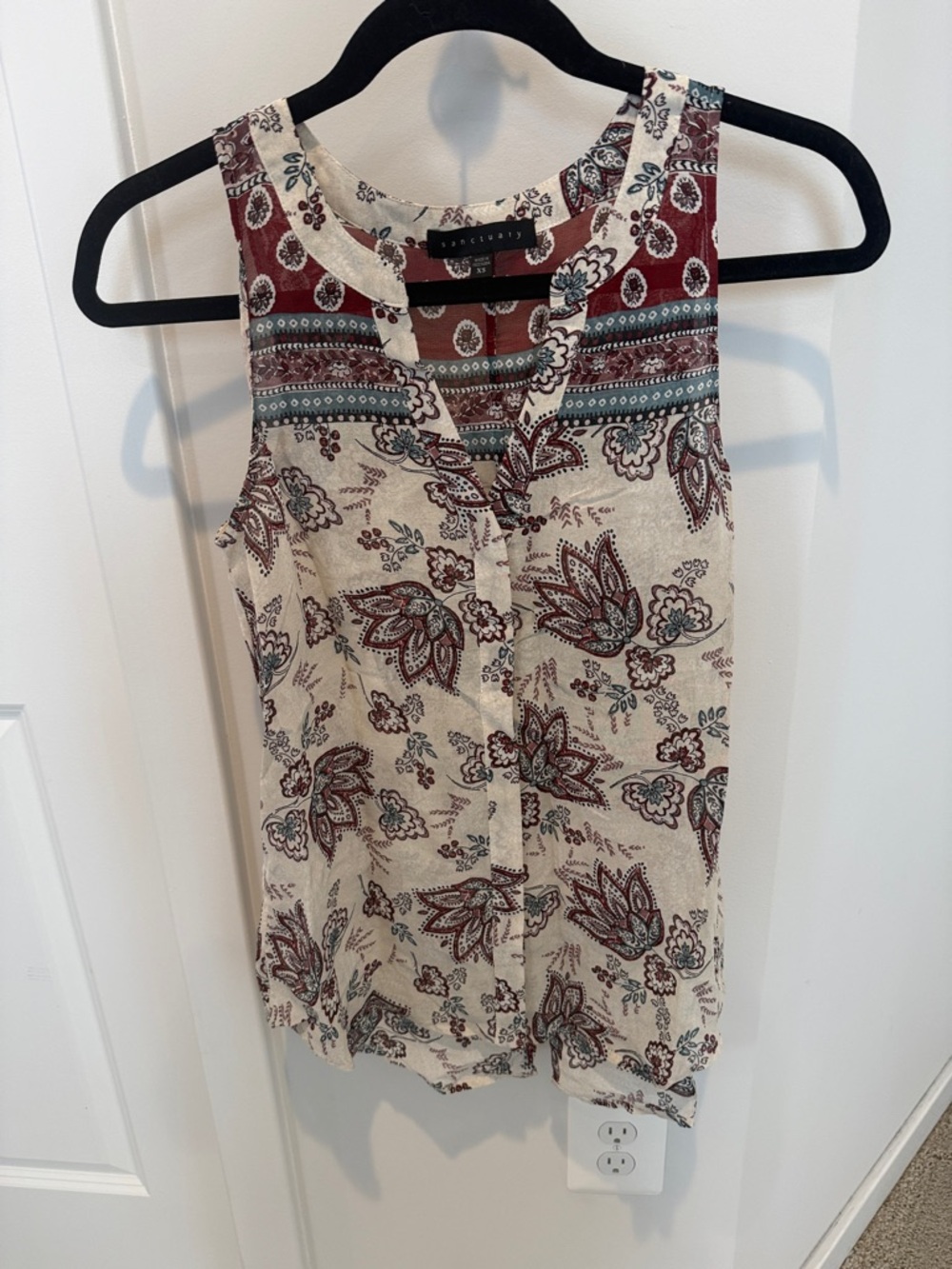 Sanctuary Cream and Burgundy Floral Button-Front Camisole